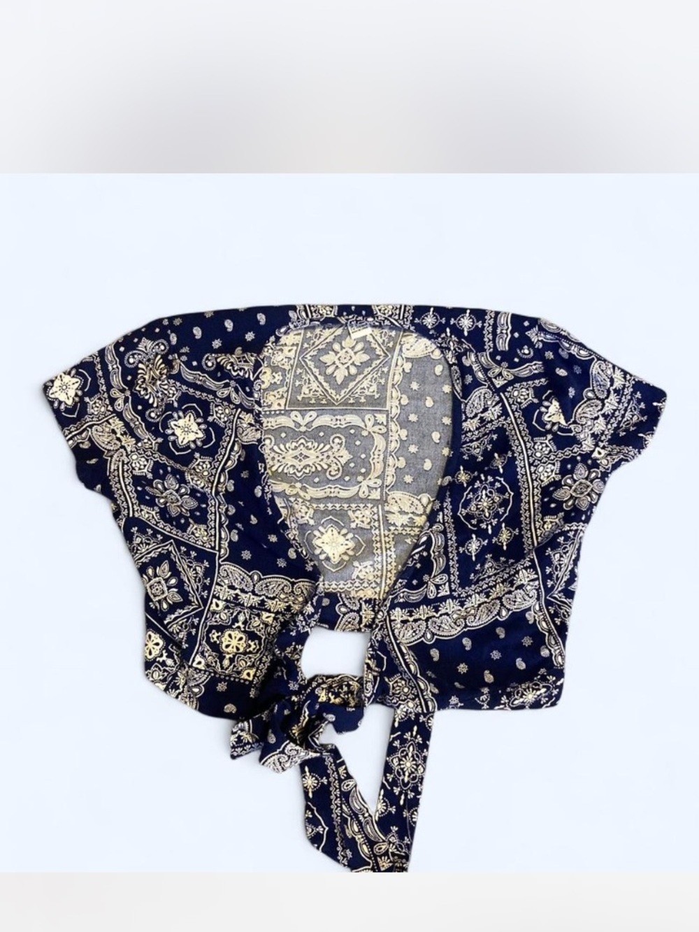 Forever 21 Navy and Cream Bandana Tie-Front Crop Top